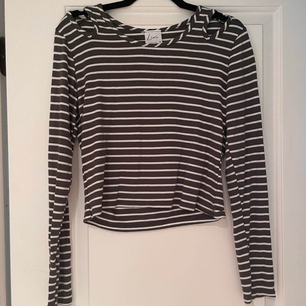 LIVI by Olivia Rae green and white striped long sleeve with shoulder cut outs